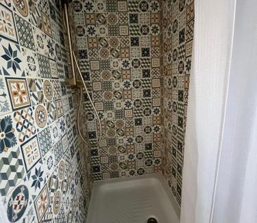 Le Plan-de-Grasse Apartment | Studio au dernier étage d'une bastide grassoise