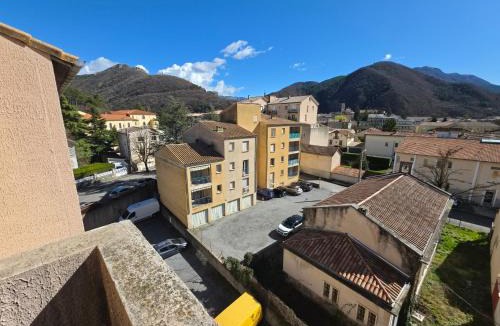 Digne-les-Bains Apartment | Studio avec balcon et vue panoramique sur le Cousson proche Thermes