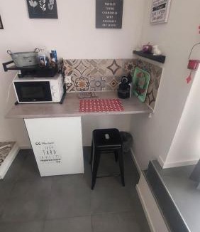 Signes Bed & Breakfast | Studio avec salle d'eau, wc et coin cuisine