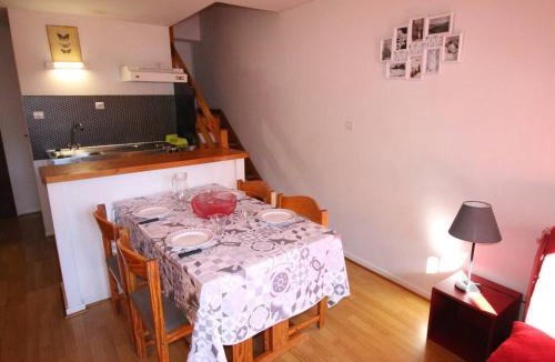 Bagneres-de-Luchon Apartment | Studio Bagnères-de-Luchon, 1 pièce, 4 personnes - FR-1-313-124