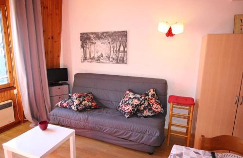 Bagneres-de-Luchon Apartment | Studio Bagnères-de-Luchon, 1 pièce, 4 personnes - FR-1-313-124