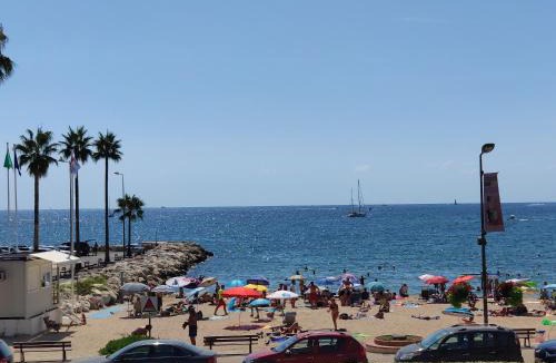 Golfe Juan Apartment | Studio "Blue Sun"