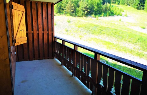 Le Devoluy Apartment | Studio cabin 4 pers, mountain view, ski access
