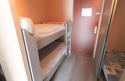 Pla d'Adet Apartment | Studio Cabine 6 pers à 1700m, St Lary Soulan, Balcon Sud, Parking, Proche Pistes - FR-1-457-304