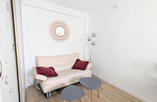 Blagnac Apartment | Studio Calme centre ville proche tramway