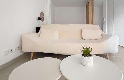 Saint-Jean Apartment | Studio clim cosy avec piscine & terrasse