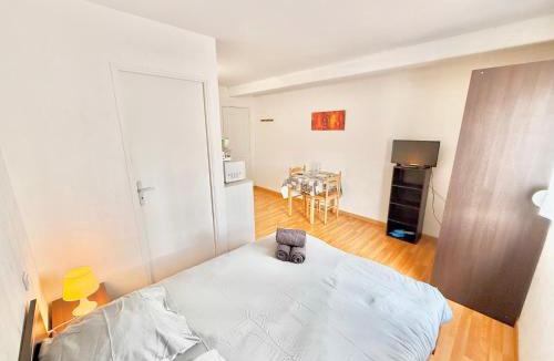 Brax Apartment | Studio Confort - Parking - 10 min Airbus