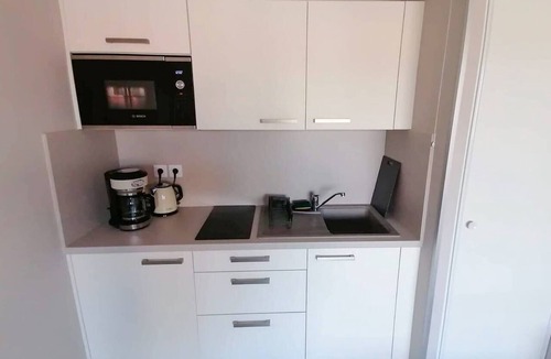 Villeneuve Loubet Beach Apartment | Studio feet in the water