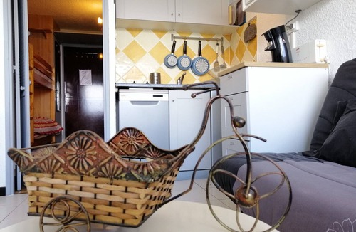 Pra Loup Apartment | Studio for 4 people in Pra-Loup, near slopes, valley view