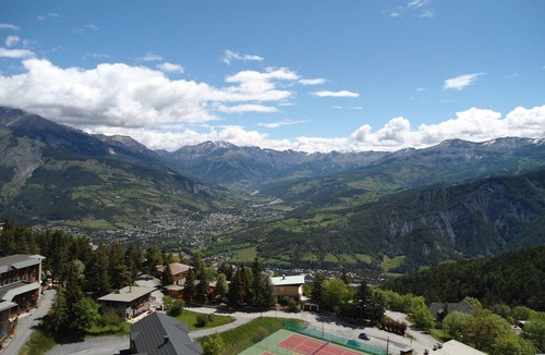 Pra Loup Apartment | Studio for 4 people in Pra-Loup, near slopes, valley view