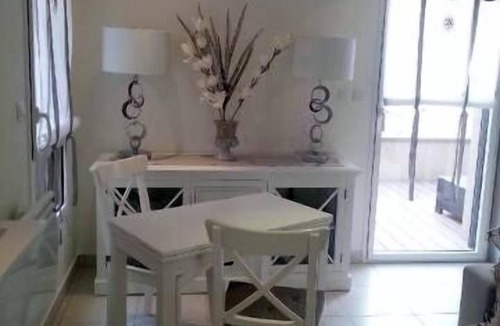 Courtoisville-Sillon-Moka Apartment | Studio in a new luxury residence 3 star vacation ea