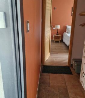 Plouvorn Apartment | Studio La passagère