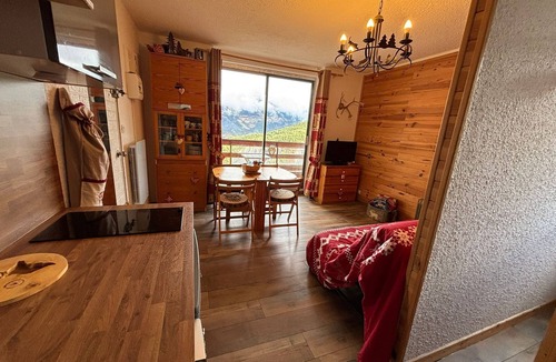 Le Sauze Apartment | Studio "le Châlet" Sauze Resort Center
