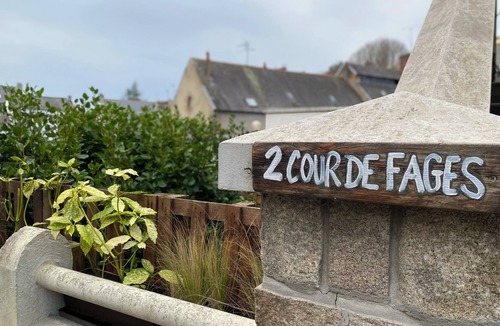 Lannion Apartment | Studio Le Cocooning with garden in the heart of Lannion, calm and greenery - Double bed