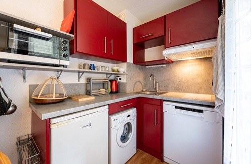 Brides-les-Bains Apartment | Studio Les Cybèles – Alps View | 3 Guests | Terrace & Wi-Fi