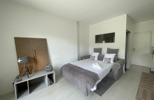 Saint-Gregoire Apartment | Studio Lumineux avec terrasse à 2 pas du Canal Ile et Rance