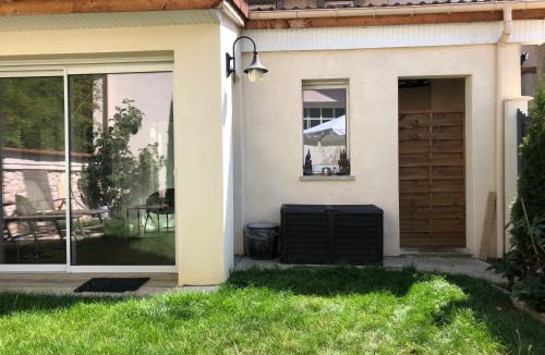 Haussonville-Blandan-Mon Desert-Saurupt Apartment | studio maisonnette avec jardin, Nancy Thermal, Artem