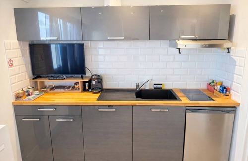 Villeneuve Loubet Beach Apartment | Studio - marina sea view- smart