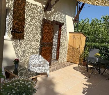 Sud Apartment | Studio terrasse