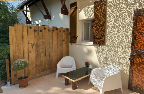 Sud Apartment | Studio terrasse