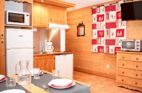 Pra Loup Apartment | Studio with balcony and parking in Pra Loup, 4 people