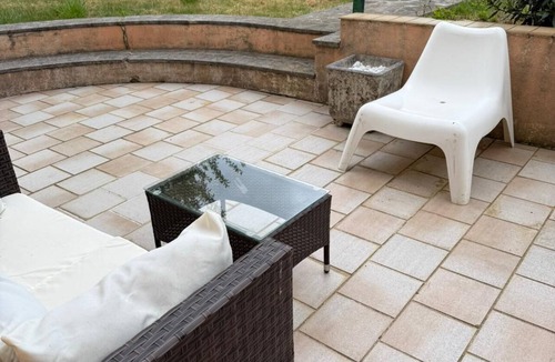 Villerupt Apartment | Studio with Garden