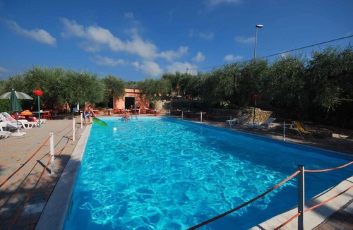 Imperia Apartment | Studio with garden, pool and gym