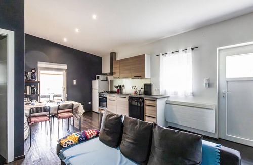 Bouzonville House | Stunning home in Bouzonville with WiFi