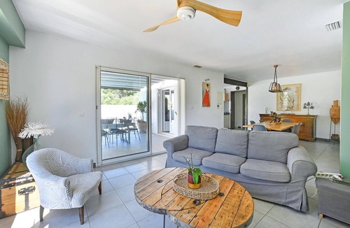 Remoulins House | Stunning home in Remoulins