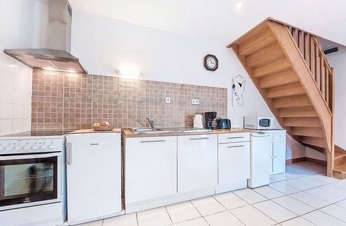 Evran House | Stunning private villa for 4 people with TV and terrace