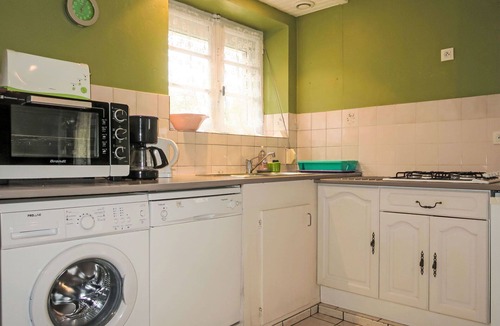Matignon House | Stunning private villa for 4 people with TV and pets allowed
