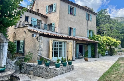 Bargemon House | Stunning views & grounds, tennis, large heated pool, boules, olives, dream house