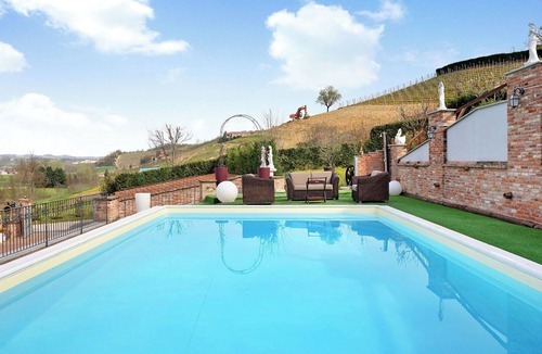 Priocca House | Stunning villa for 6 guests with pool, WIFI, A/C, TV, patio and panoramic view