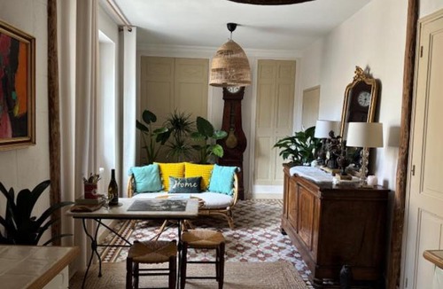 Domazan House | Suite de charme avec patio dans village
