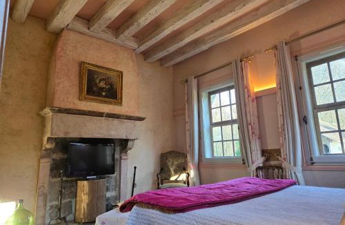 La Chapelle-Rablais Bed & Breakfast | Suite familiale Galerie et Conciergerie