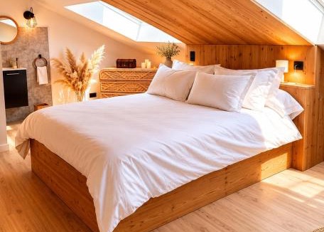 Raon-l'Etape Apartment | Suite Romantique avec Sauna Privatif, Balnéo et Pièce Secrète- Raon-l'étape -Vosges