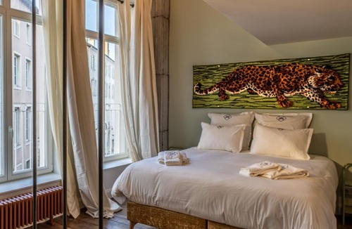 Nancy City Centre Apartment | Suites 31Bis - Cinq suites d'architecte, entre héritage et design - Sauna - Nancy Centre