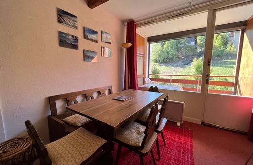 Le Sauze Apartment | Sunny T2 for 6 near Sauze slopes