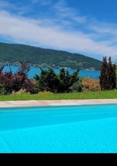 Veyrier-du-Lac Villa | Sunshine Villa in front of Annecy Lake