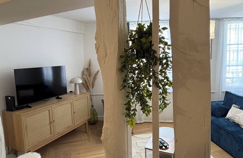 Chalons-en-Champagne Apartment | Super-central apartment for family or business