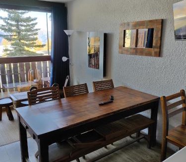 Enchastrayes Apartment | Super Sauze charmant studio en bas des pistes