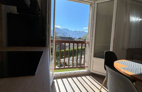 Bielle Apartment | Superb 2-room apartment with mountain views and indoor pool