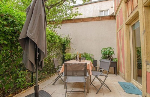 Old Town Condo | Superb apartment in the centre of Troyes with a private terrace!