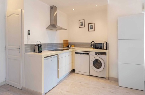 Saint-Tropez City Centre Apartment | Superb flat - AC- 1BR - 2P - Saint-Tropez