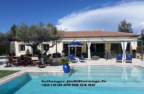 Le Beausset Villa | Superb luxury villa rental with heated pool