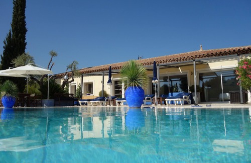 Le Beausset Villa | Superb luxury villa rental with heated pool