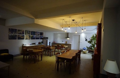 Lourdes House | Superb townhouse near the station for 5 to 10 people