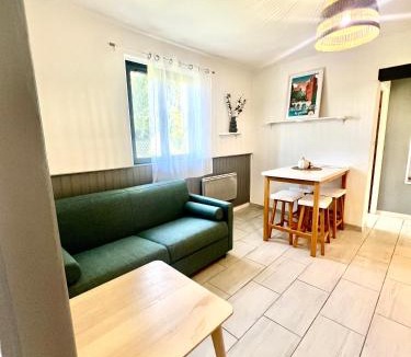Saint-Sulpice Apartment | Superbe appartement au calme en cœur de village