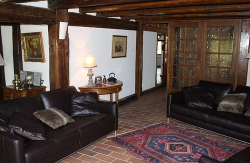 Belmont-sur-Buttant House | Superbe Ferme Rénovée avec Cheminée, Wifi, et Jeux Extérieurs près de Gérardmer et Épinal - FR-1-589-28