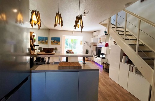 Port Cogolin Apartment | Superbe Maison de Pêcheur en Duplex – Les Pieds dans l'Eau à Port-Cogolin